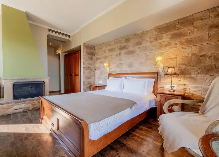 Hotel Alseides, The Experience