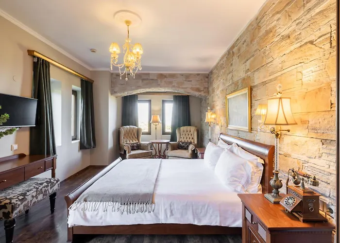 Alseides, The Experience 3*