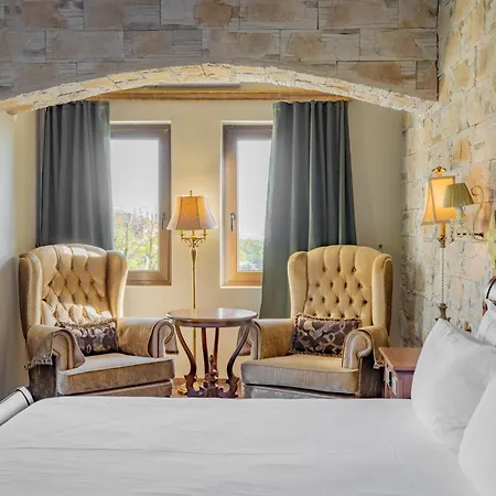 Alseides, The Experience Otel Kateríni