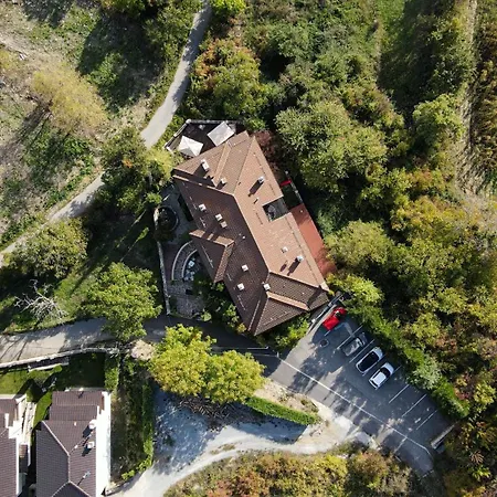 Otel Alseides, The Experience 3*